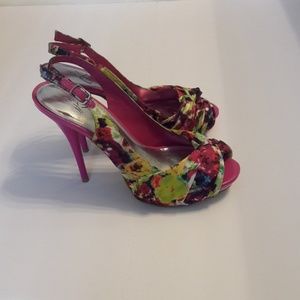 it's OK/ Floral/ Ankle Strap/ Heels